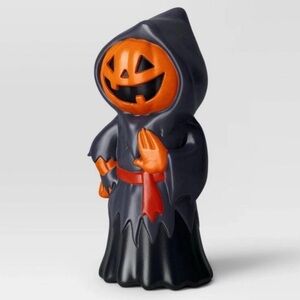 Brand new 15” Lewis blow mold Halloween 2025